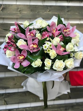 Букет цветов из: Розы и Хризантемы в Лимане Ставропольского края