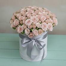 Цветочная композиция из Розы в шляпной коробке в Лимане Ставропольского края